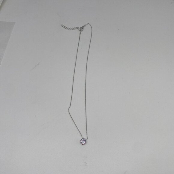 Fashion Jewelry Round Women’s Necklace 18in - Picture 2 of 7